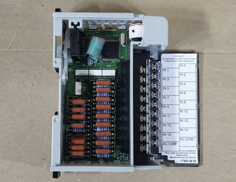 El controlador lógico programable es la base fundamental de la automatización industrial.